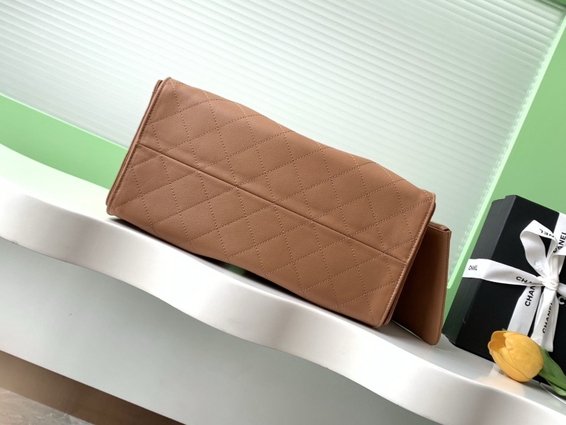 Ch**el 25c hobo bags